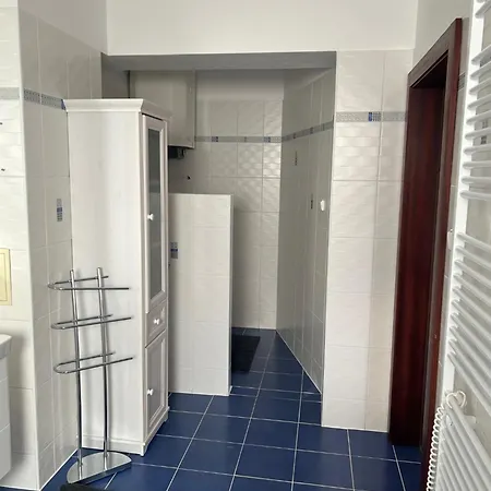 301 Volt * Nové Zámky