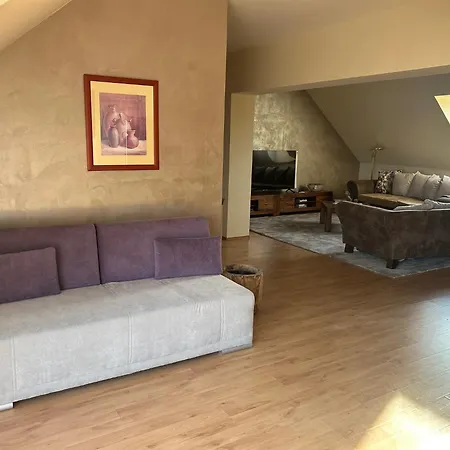 301 Volt * Nové Zámky